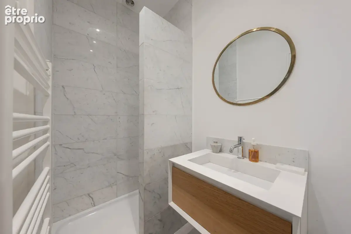 Appartement traversant calme et lumineux PARIS 1er — MARCHÉ SAINT-HONORÉ / PLACE VENDÔME - photo 15