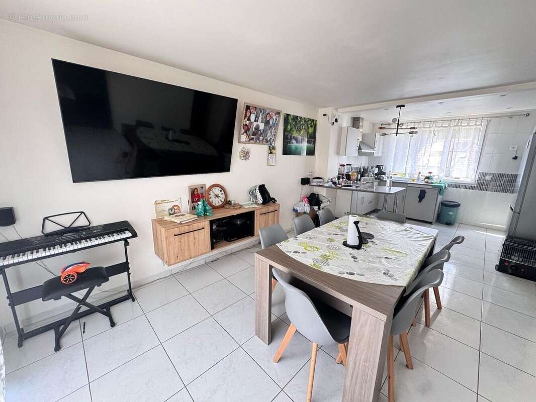 Maison 70 m² à Vic-Sur-Aisne  - photo 3