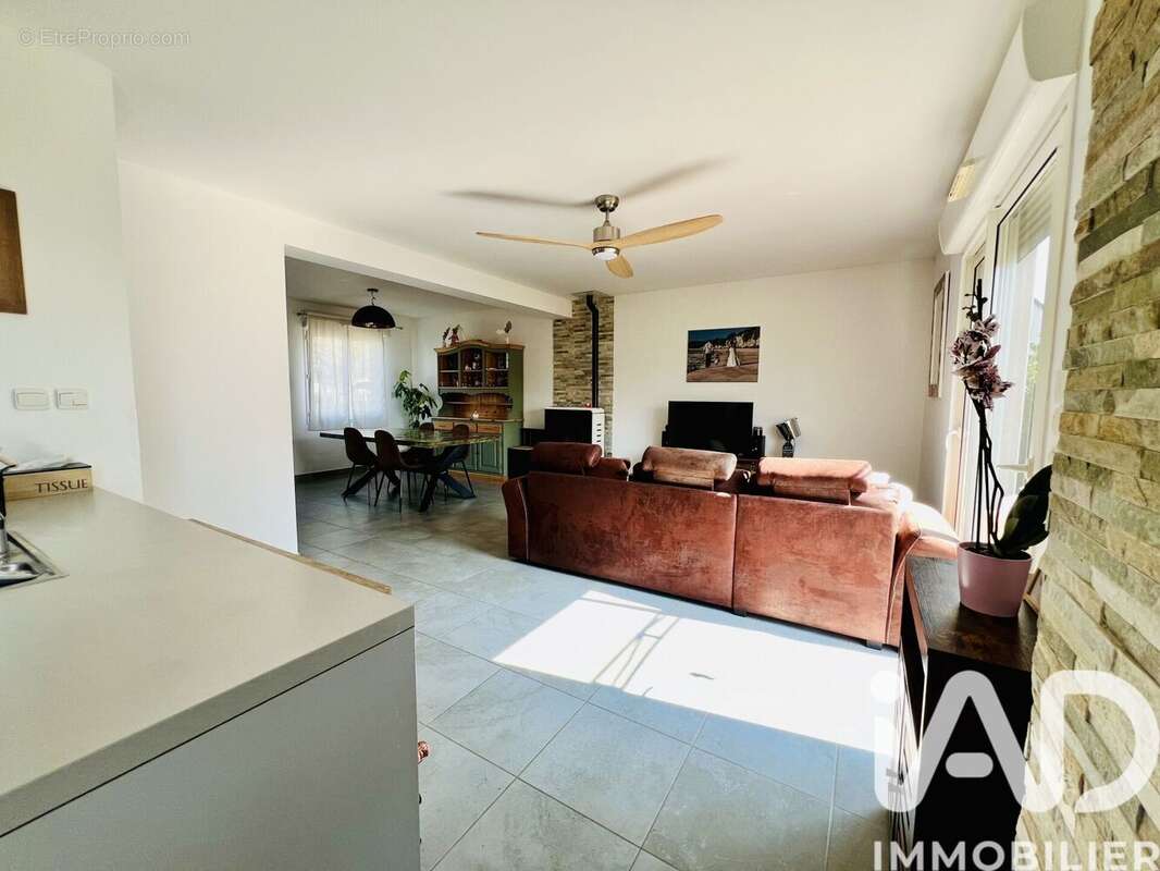 Photo 5 - Maison à VILLEBERNIER