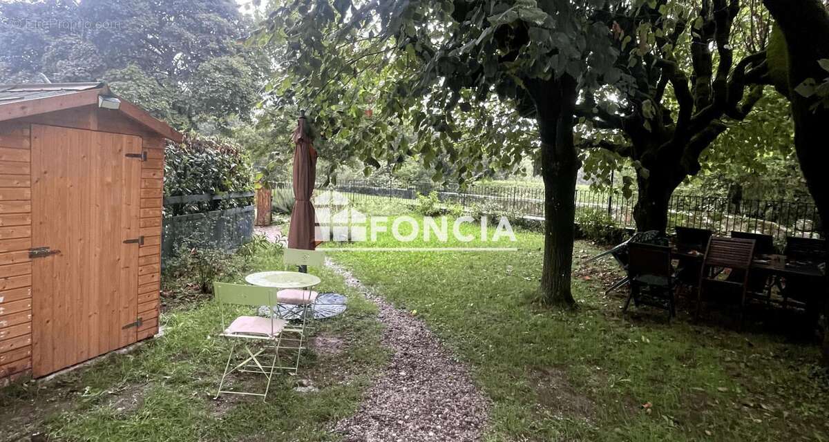 Appartement à VARCES-ALLIERES-ET-RISSET