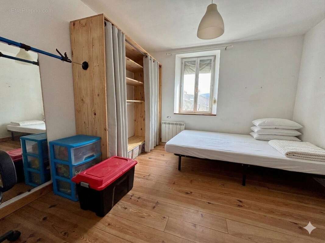 Maison à CREPOL