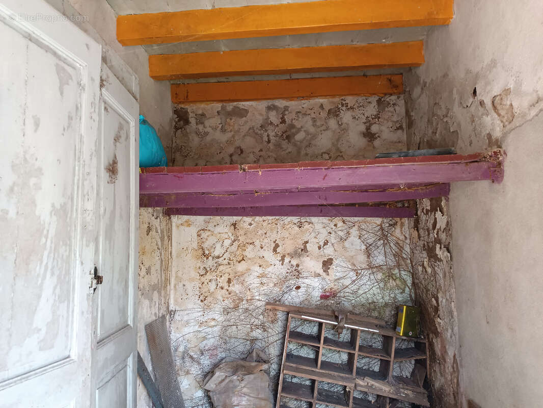 Maison à LA GUERCHE-SUR-L'AUBOIS