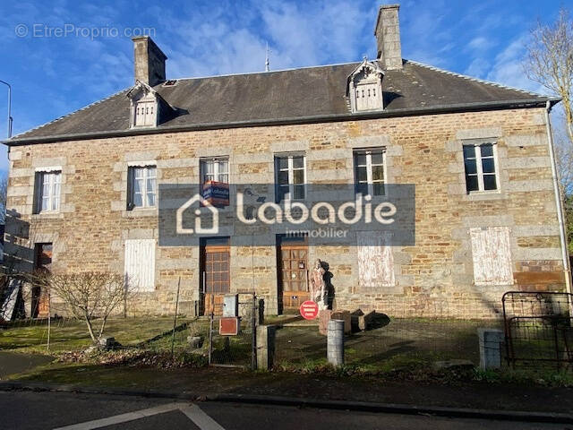 Maison à LE BENY-BOCAGE