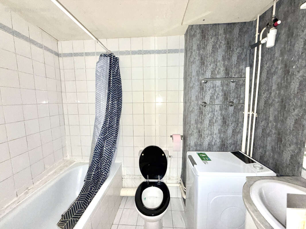 Appartement à PARIS-2E
