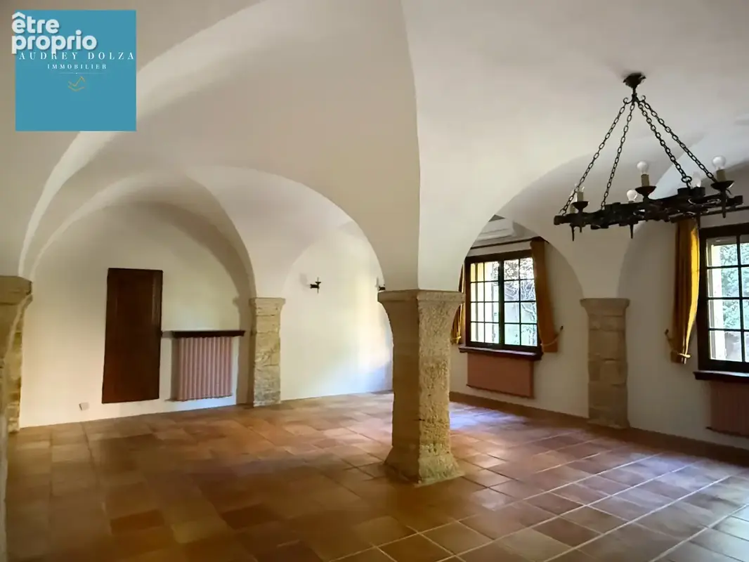 NOUVEAUTE EN EXCLUSIVITE A ROGNAC - Maison T5 de 131 m2 à fort potentiel - 369 000€ FAI - photo 4