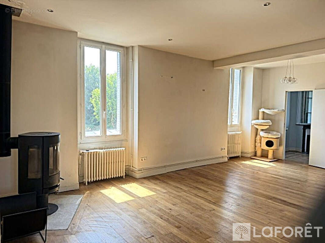Appartement à FONTAINEBLEAU