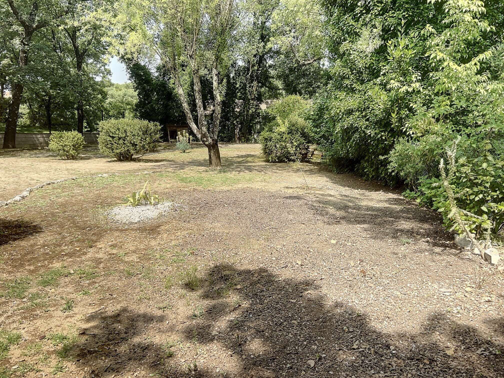 Terrain à SAINT-MAMERT-DU-GARD