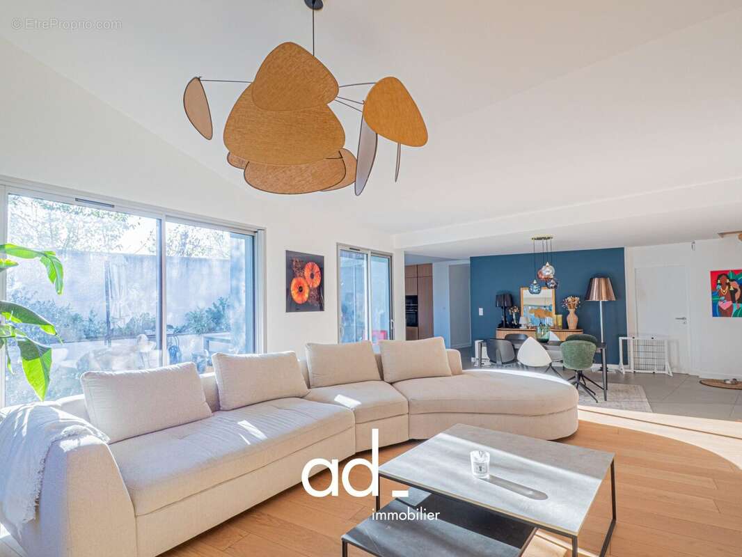 Maison à LA ROCHELLE