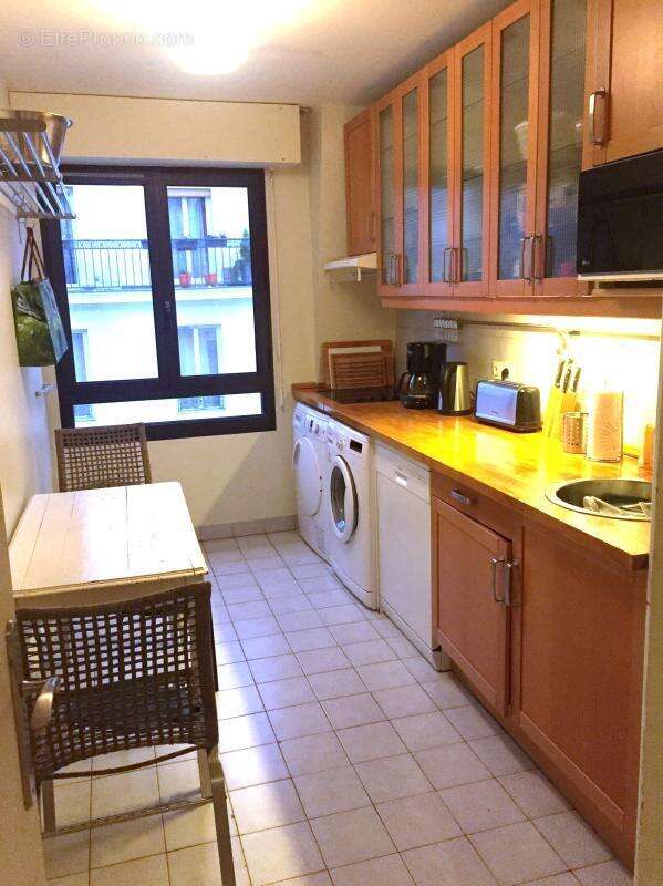 Appartement à PARIS-11E
