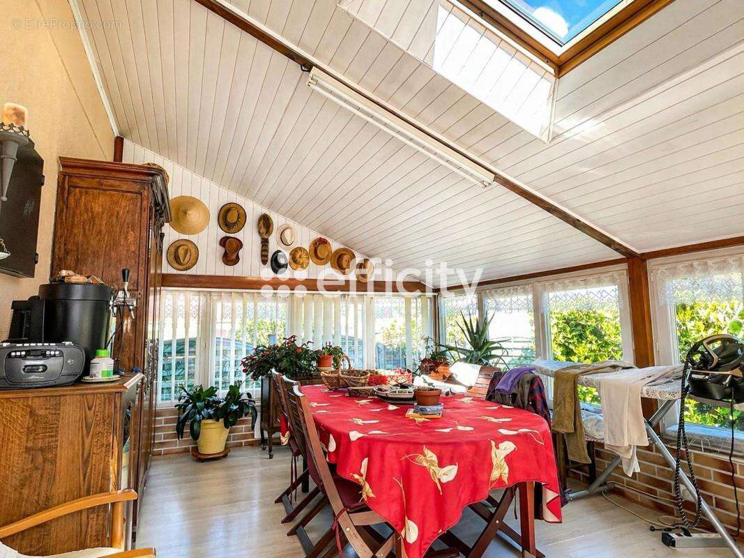 Maison 123 m² à Saint-Germain-Du-Corbeis  - photo 5