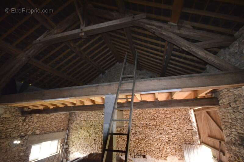 Maison à MONTMIRAIL