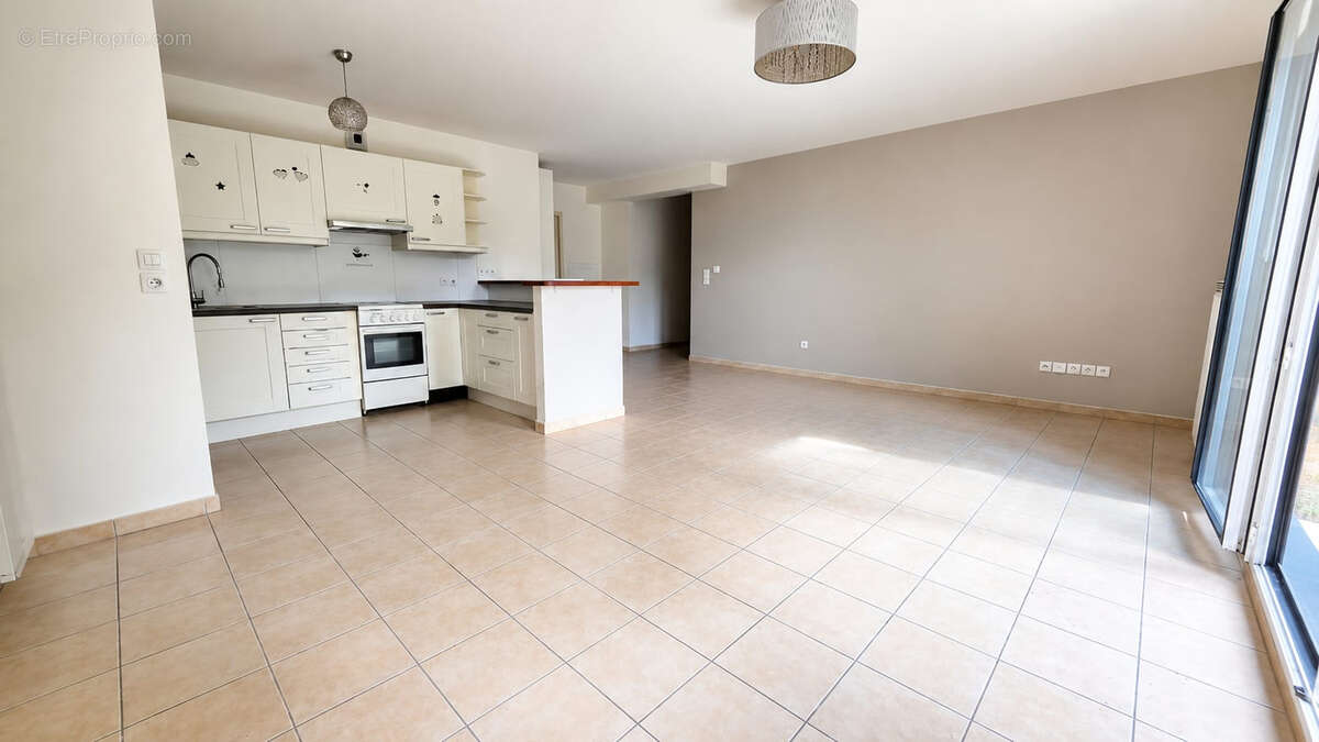 Appartement à VIARMES