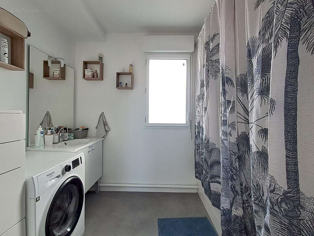 Appartement à CHAVAGNE