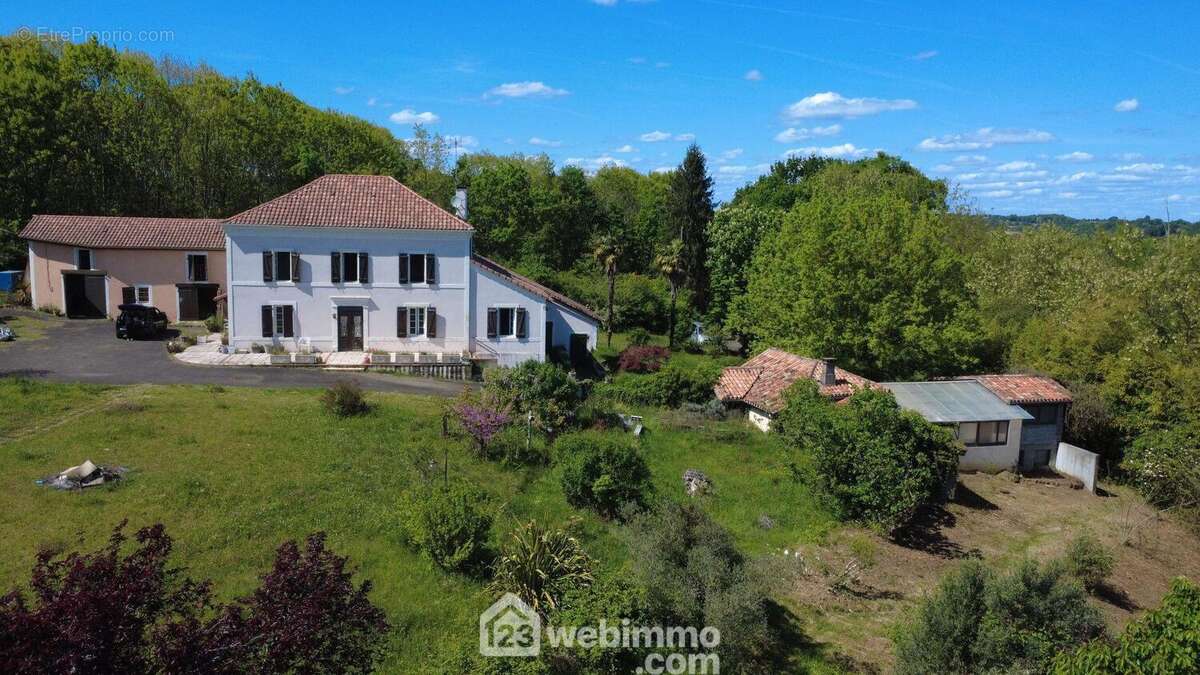 Maison à EYRES-MONCUBE