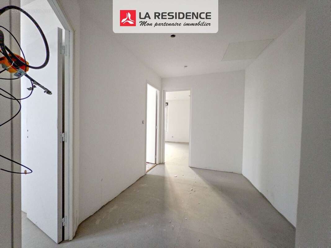 Appartement à LES MUREAUX