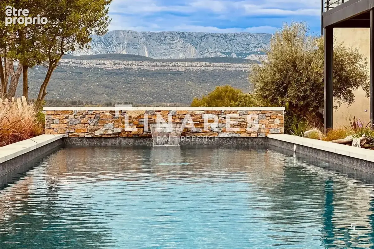 DESIGN & VIEW - Villa T7 de 250m2 - Vue Sainte Victoire - Terrain 2470m2 - Piscine - 13710 FUVEAU - photo 3