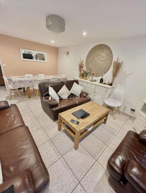 Maison à ROISSY-EN-BRIE