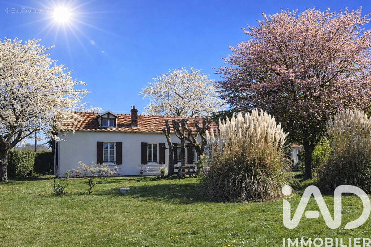Photo 1 - Maison à LA FERTE-SOUS-JOUARRE