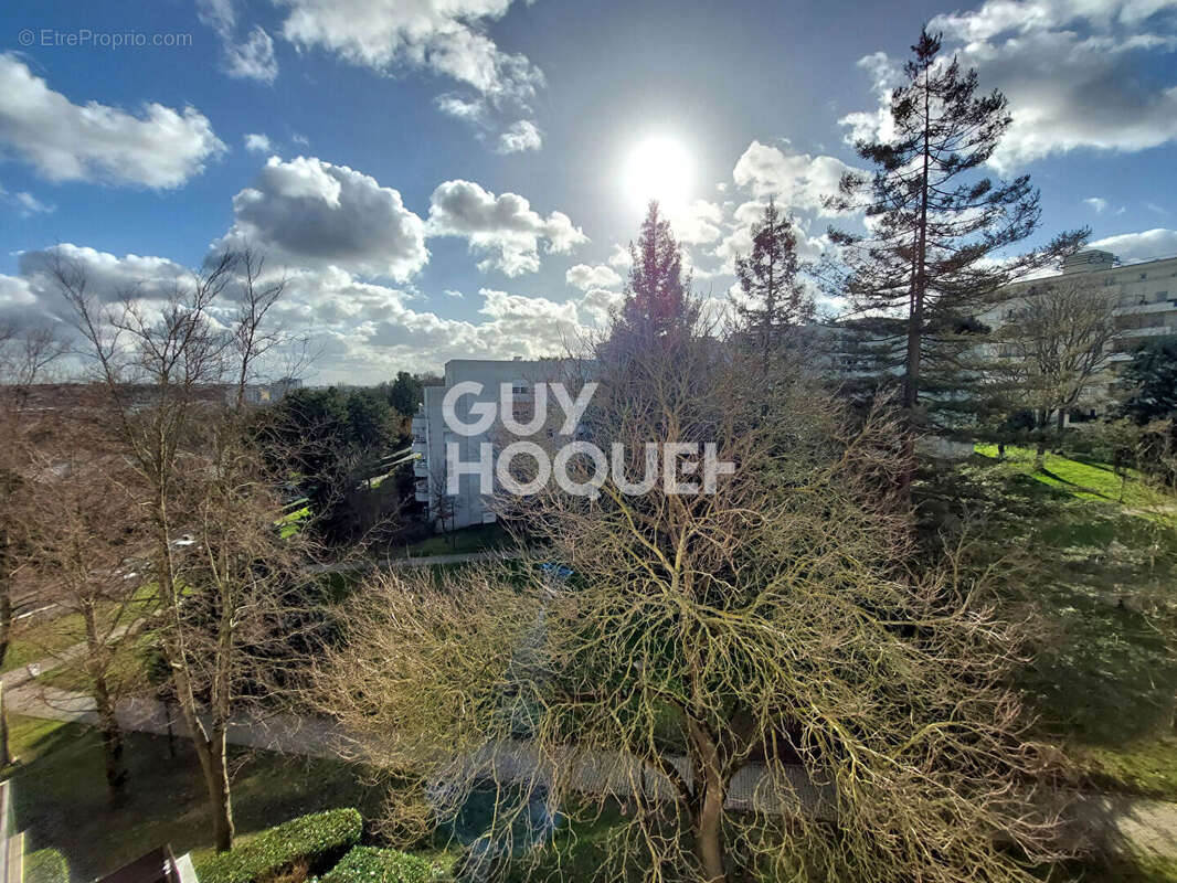 Appartement à ROSNY-SOUS-BOIS