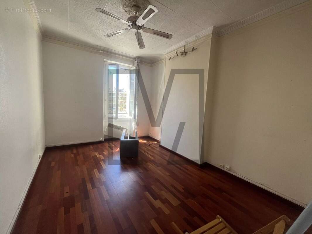 Appartement à MARSEILLE-3E