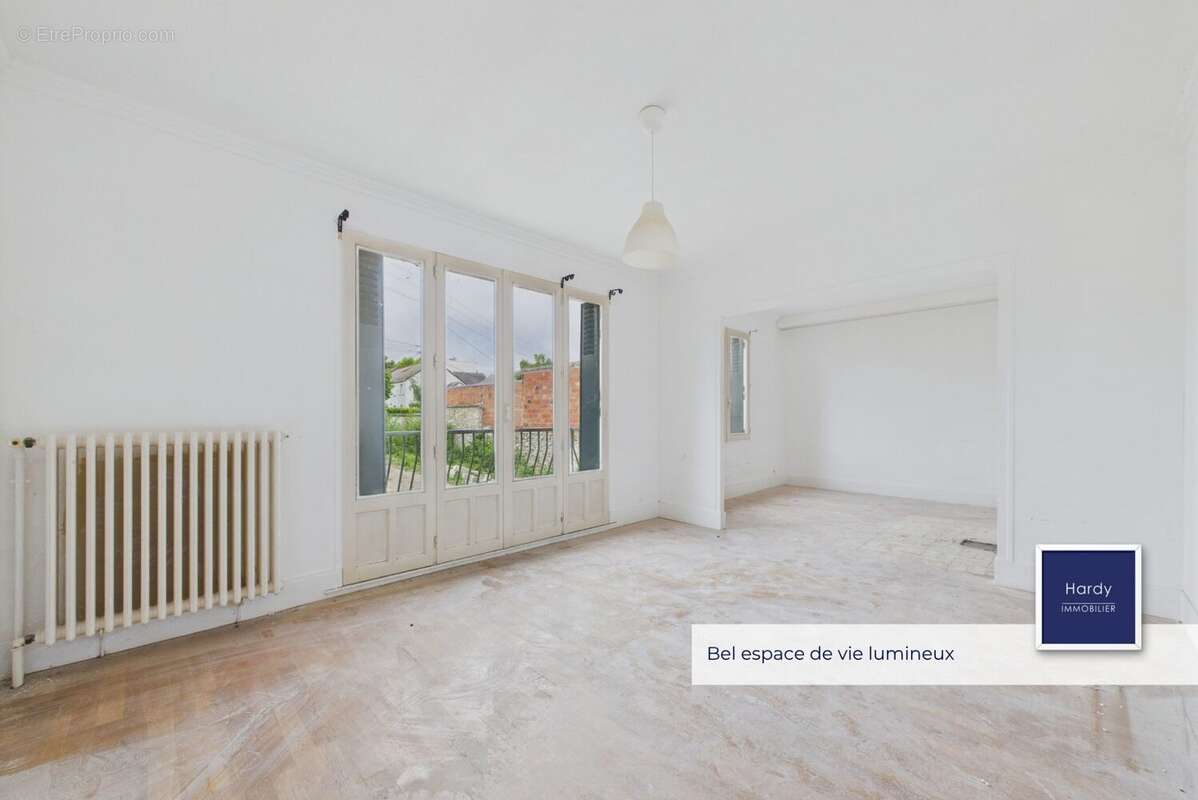 Maison à PIERRELAYE