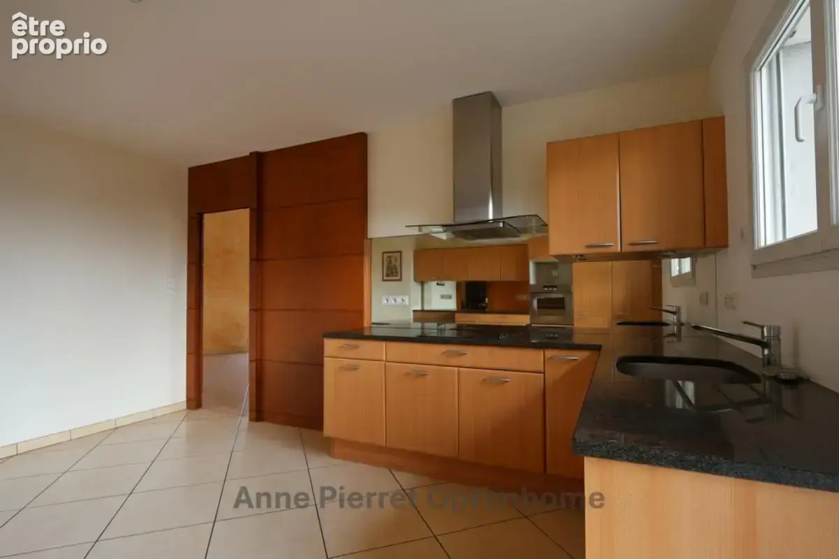 À VENDRE – Grande maison de plain-pied de 224 m² habitable (4 chambres) avec vue exceptionnelle sur forêt et plaine à Vaux-devan - photo 21