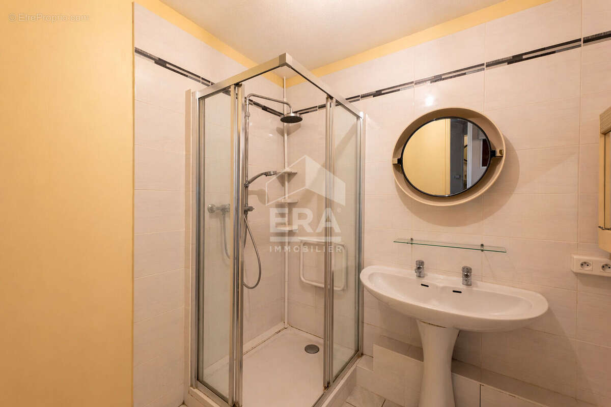 Appartement à SAINTE-FOY-LES-LYON