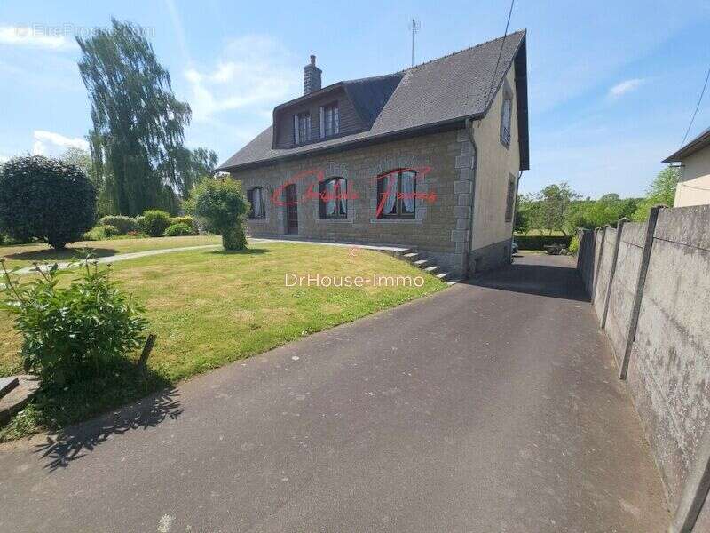 Maison à LOUVIGNE-DU-DESERT