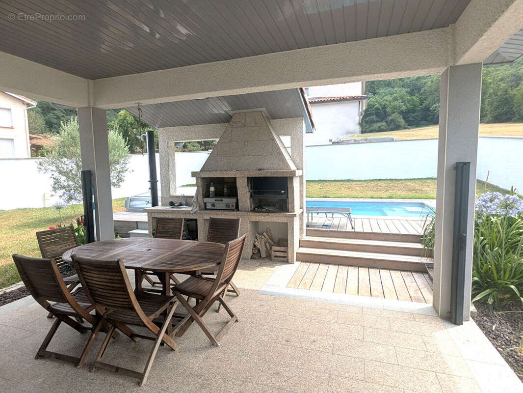 Maison familiale confortable sans travaux avec jardin et piscine à Foix -  116 m2 - photo 16