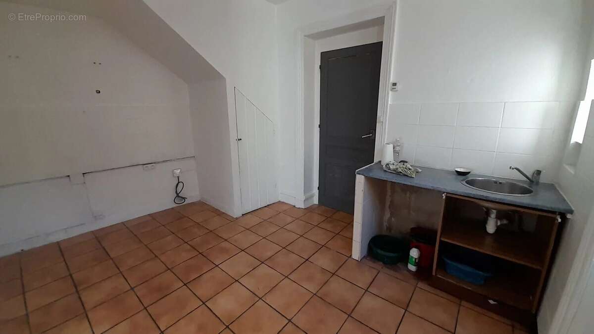 Appartement à MONTMERLE-SUR-SAONE
