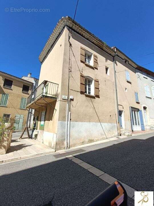 Maison 3 pièces 150 m² à vendre à Quinson (04500) - photo 3
