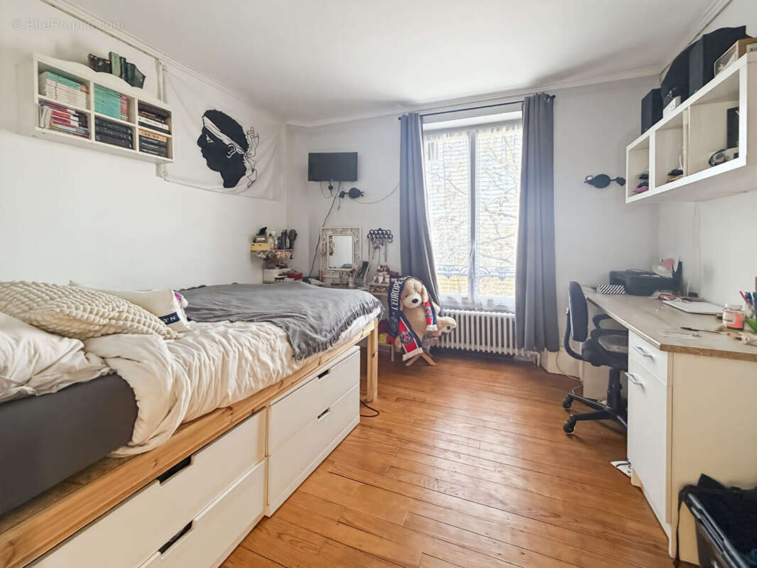 Maison à VILLEBON-SUR-YVETTE