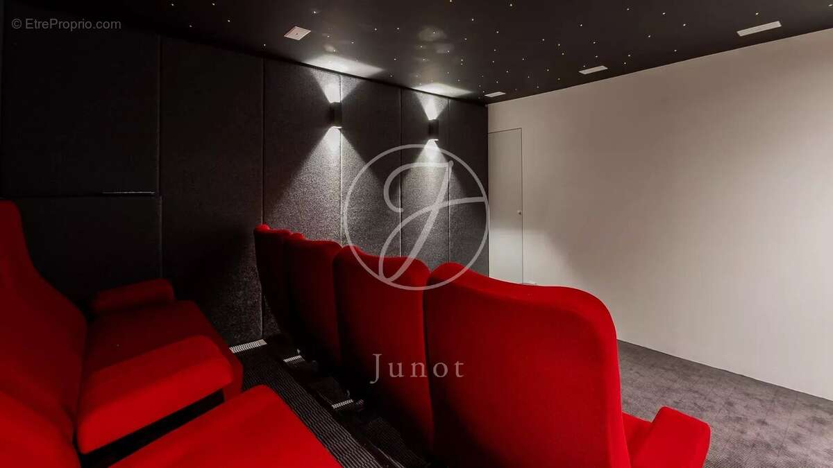 Appartement à PARIS-6E