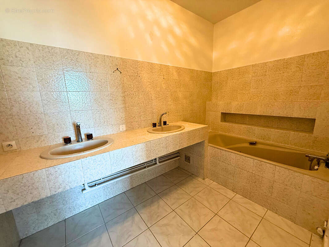 Lorient centre-ville - appartement 110 m² - 3 chambres - exposition sud - photo 6