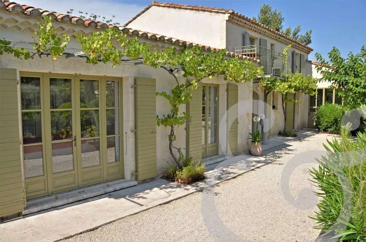 Maison à EYGALIERES