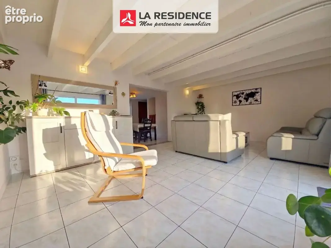 Maison 5 pièces 110 m² à vendre à Houdan (78550) - photo 3