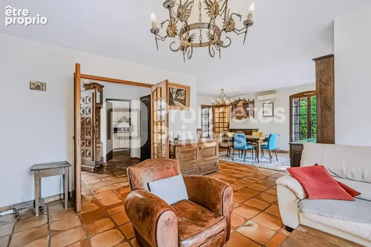 Maison Auribeau Sur Siagne 6 pièces 162 m²  Terrain de 2155 m² - photo 13