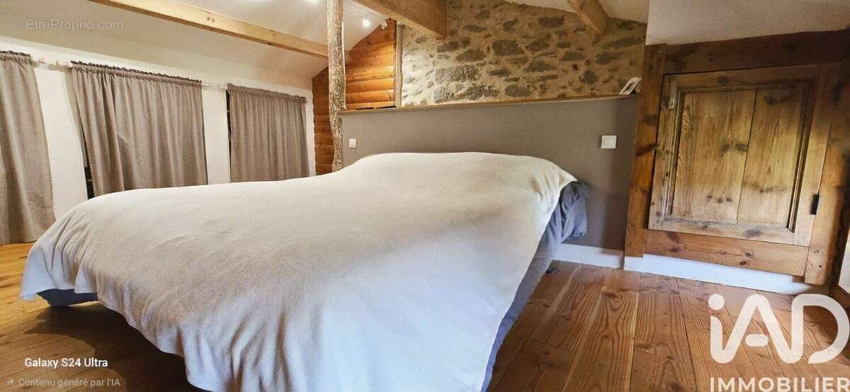 Maison 75 m² à Saint-Ilpize  - photo 9