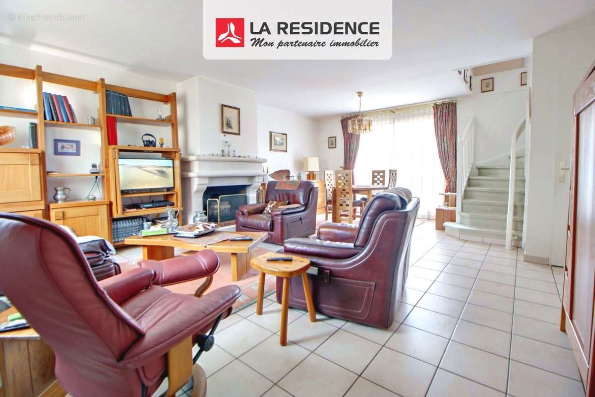 Maison à VERNEUIL-SUR-SEINE