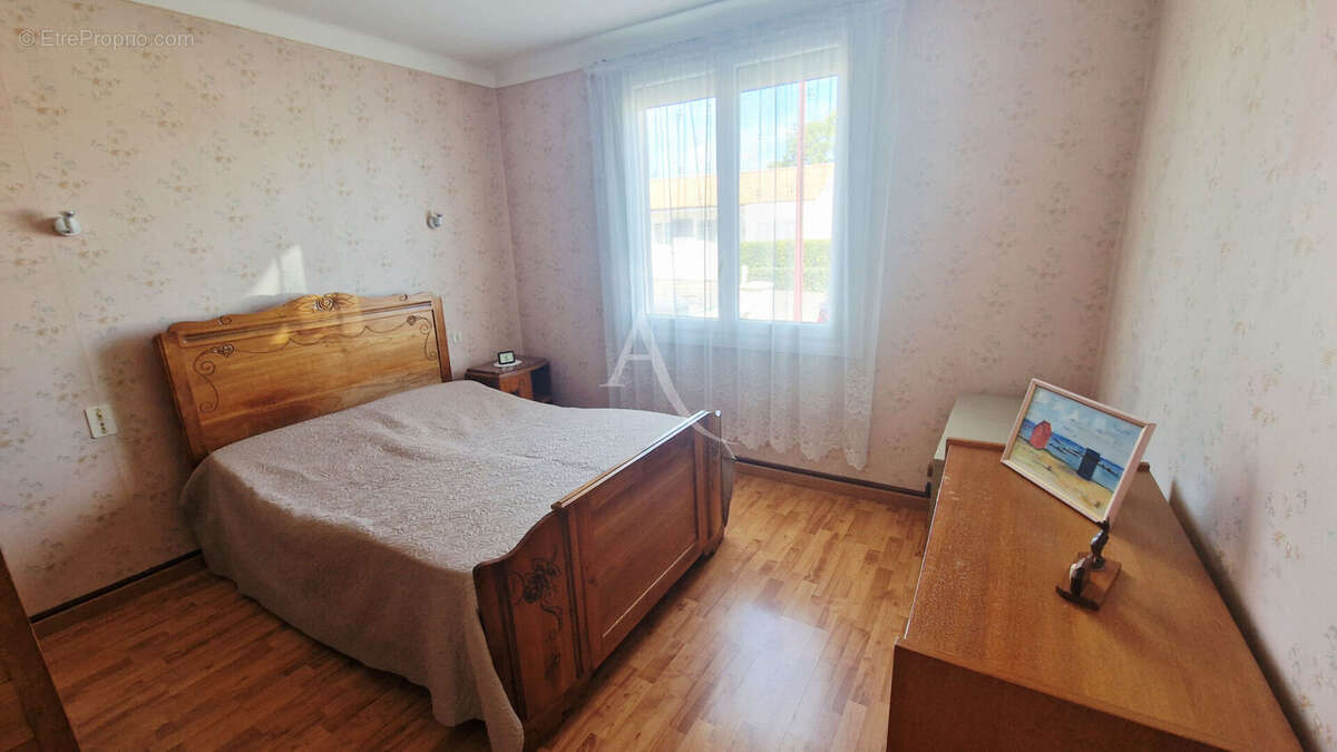 Maison à GROSBREUIL