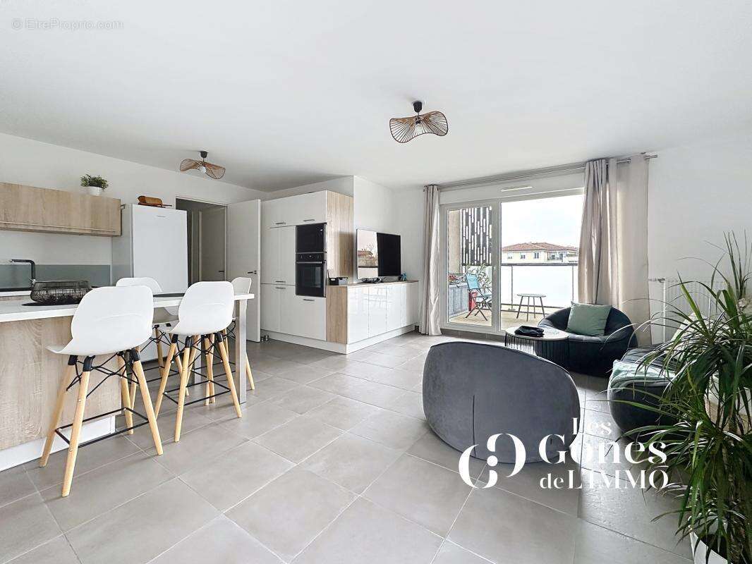 Appartement à CRAPONNE