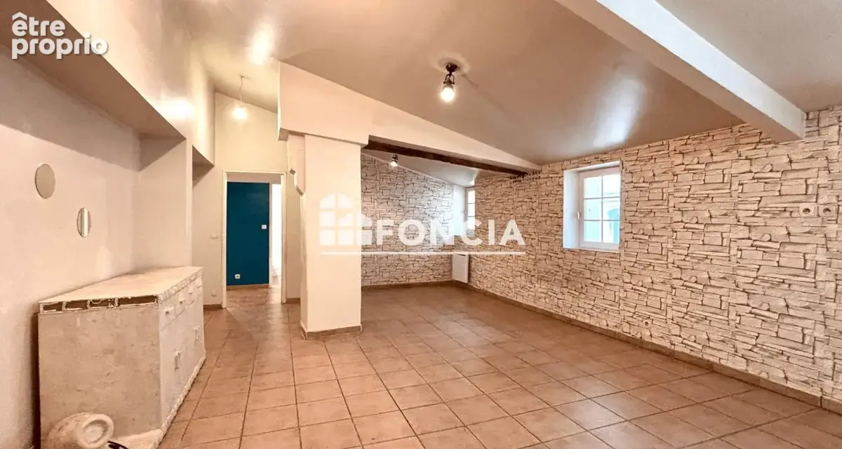 Marseille - le panier - appartement t4 duplex de 83m² dernier etage - photo 4