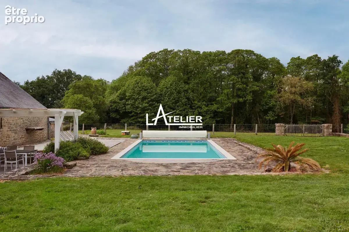 Longère en pierre, grand terrain, annexes et piscine - photo 19