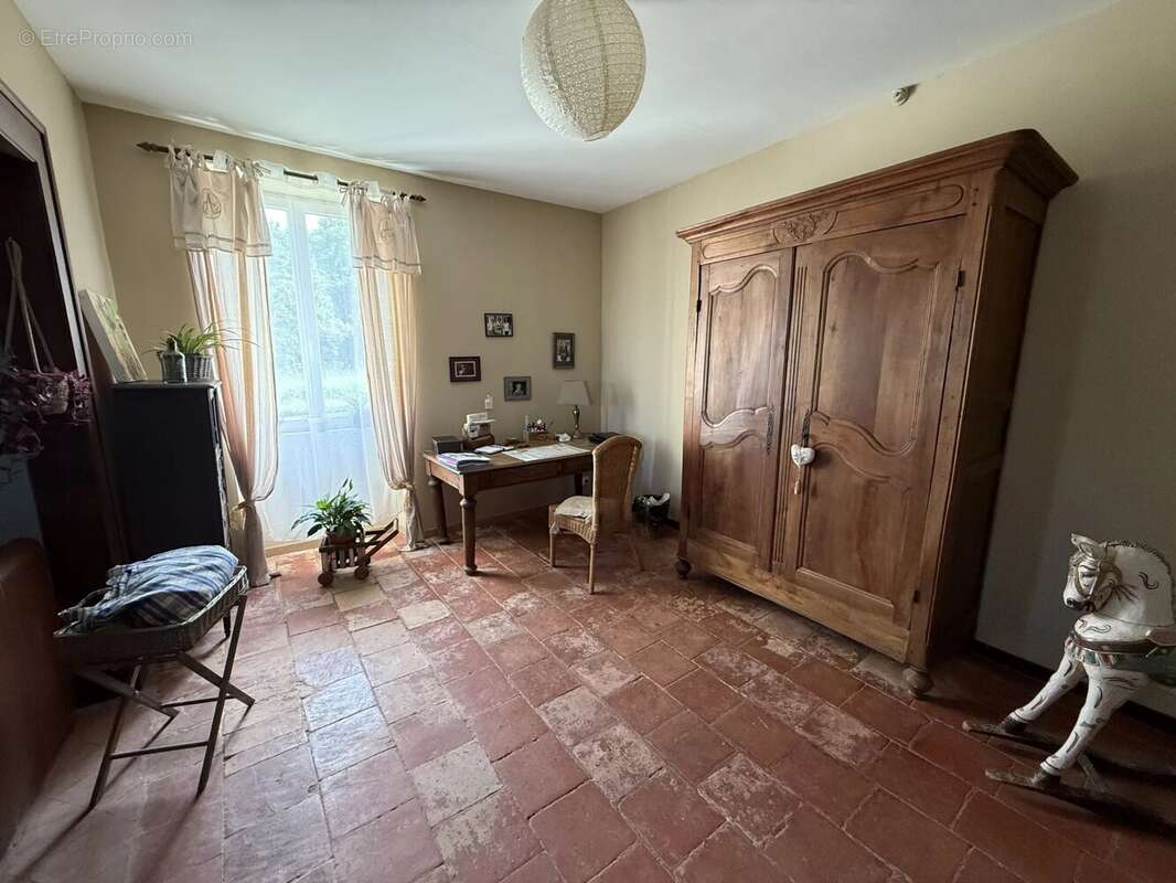 Maison à LAUJUZAN