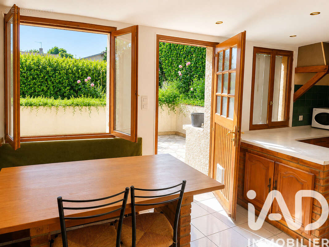 Photo 6 - Maison à SAINT-REMY-EN-L'EAU