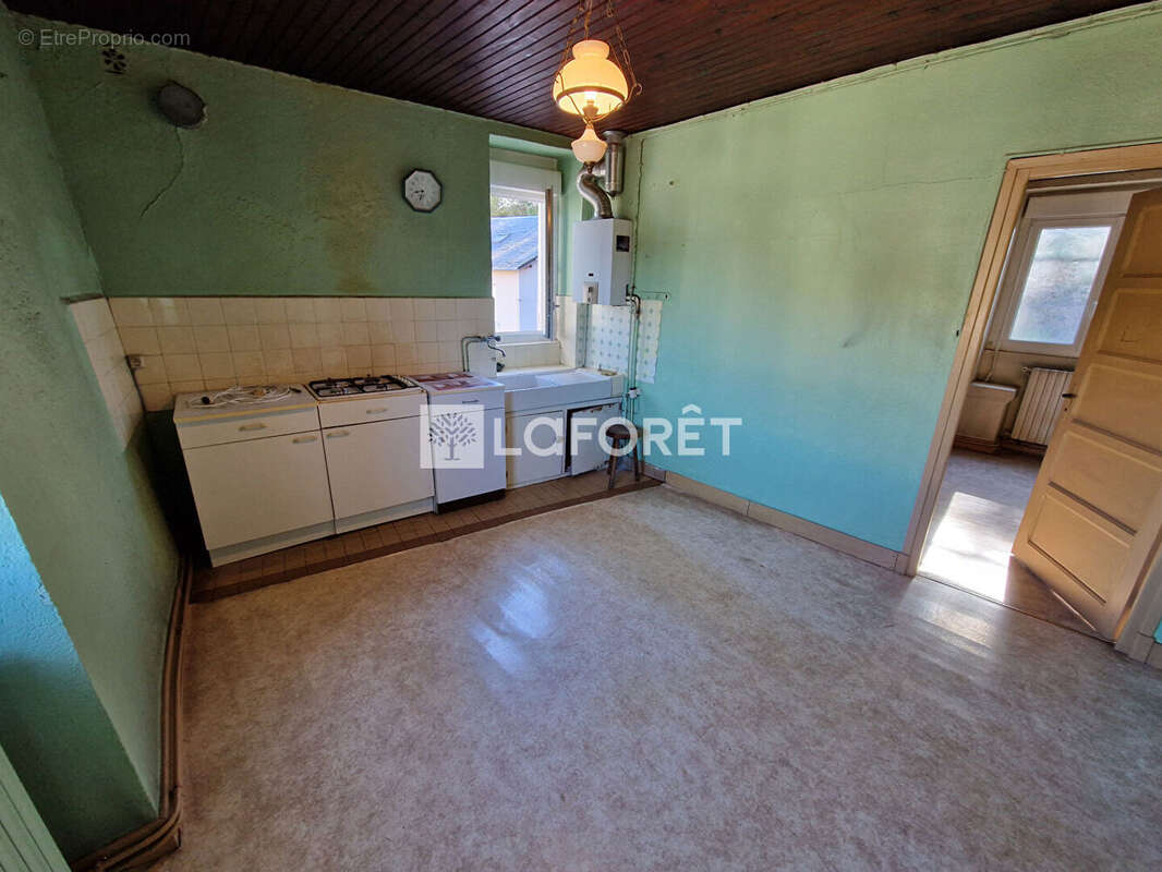 Maison à LE MONASTERE