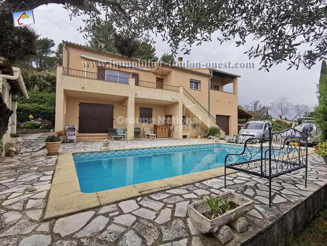 Maison à SOLLIES-VILLE