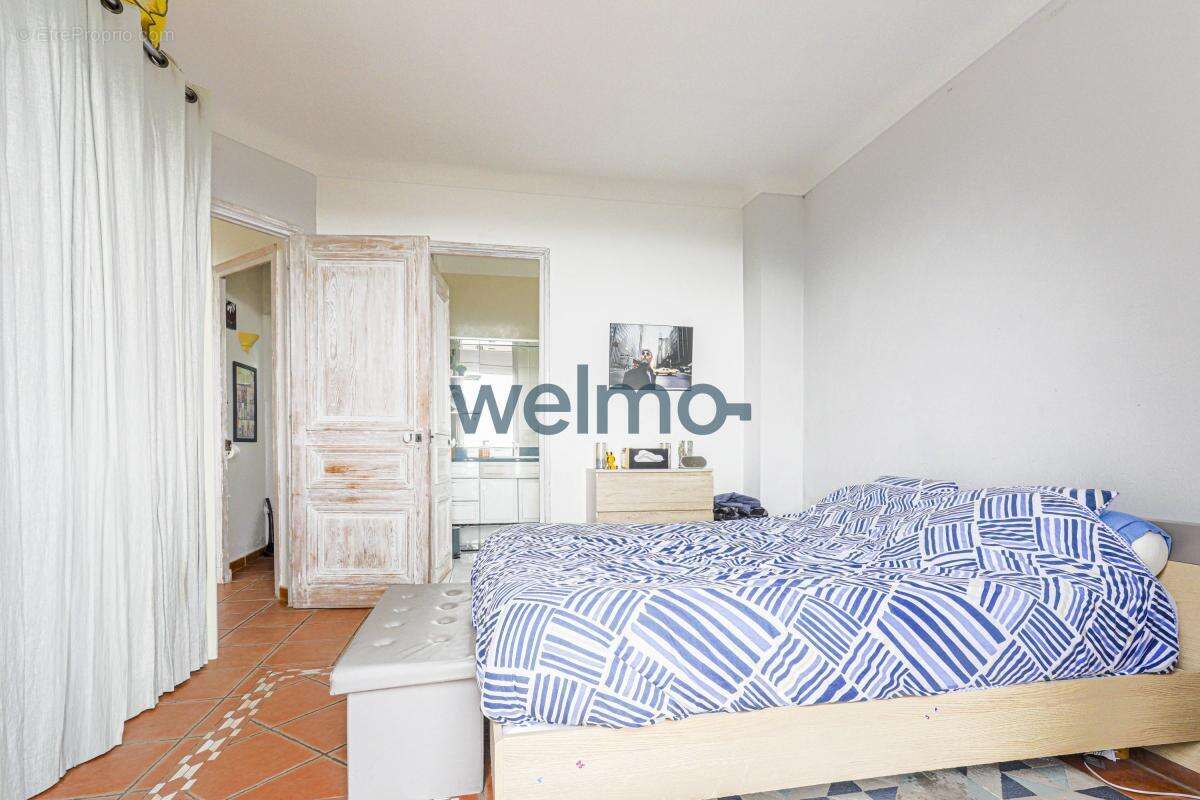 Appartement à VENCE