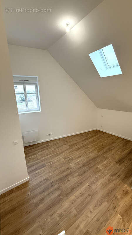 Appartement à BUSSY-SAINT-GEORGES