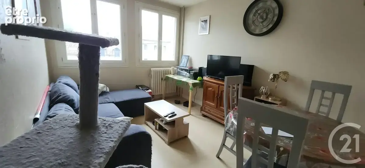 Appartement 2 pièces 41 m² à vendre à Aurillac (15000) - photo 8